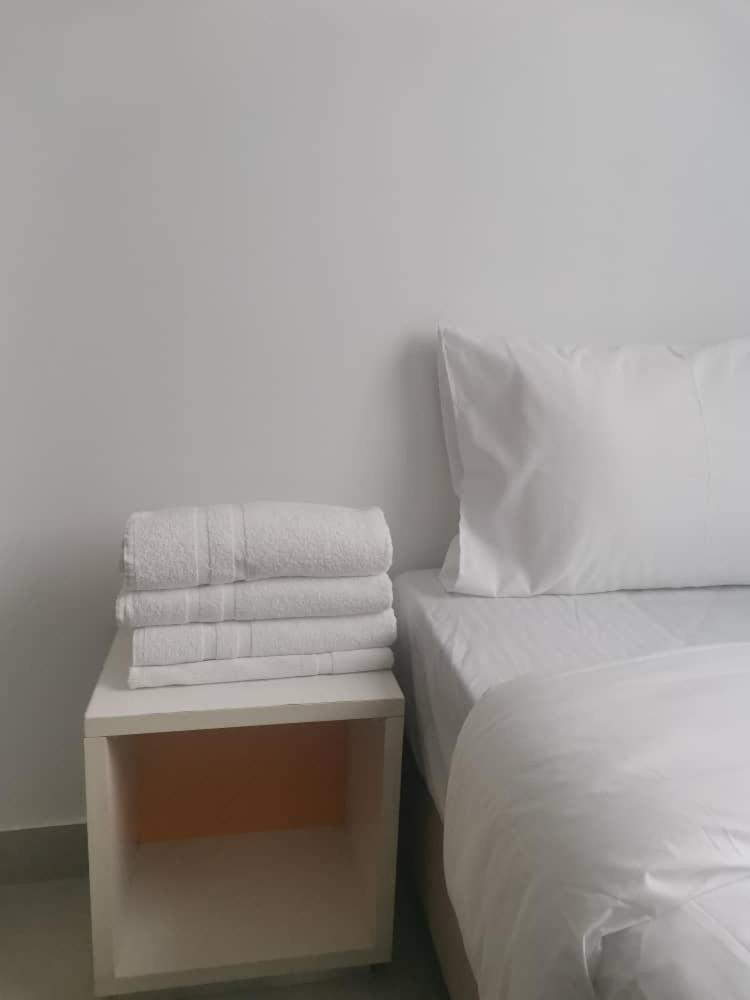 Yy48 Hotel 2 Mins Walk From Masjid Jamek Lrt Station กัวลาลัมเปอร์ ภายนอก รูปภาพ