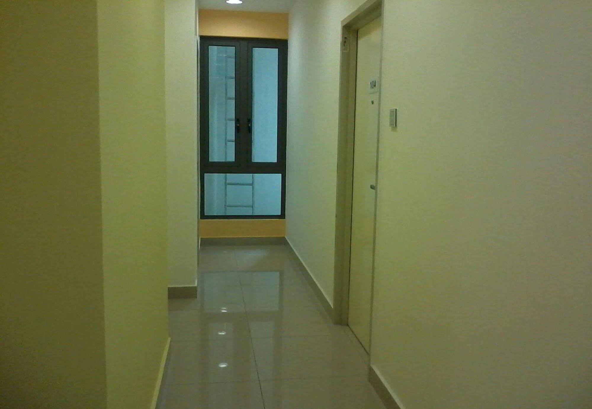 Yy48 Hotel 2 Mins Walk From Masjid Jamek Lrt Station กัวลาลัมเปอร์ ภายนอก รูปภาพ