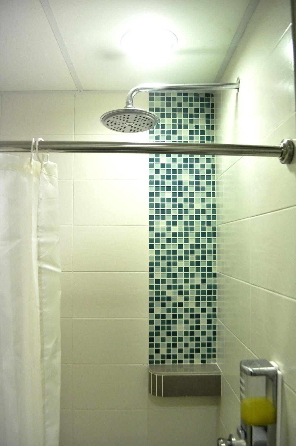 Yy48 Hotel 2 Mins Walk From Masjid Jamek Lrt Station กัวลาลัมเปอร์ ภายนอก รูปภาพ